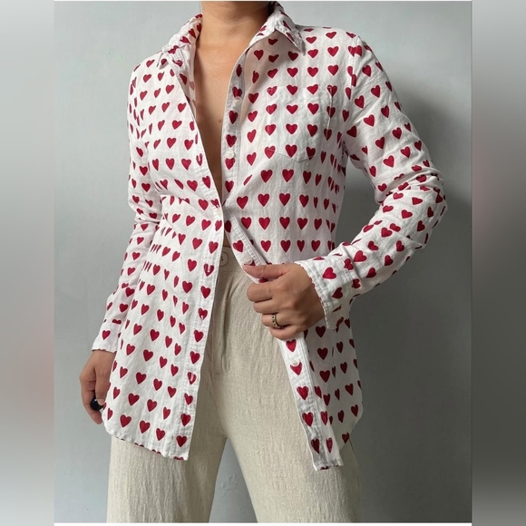Burberry Other - Burberry London Red Heart Print Linen Shirt Sz Large